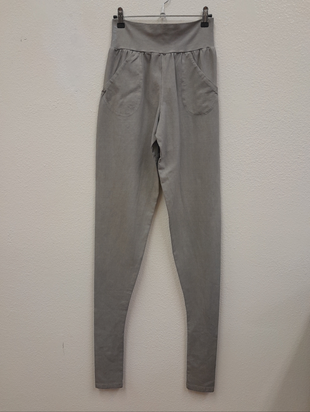 NWT Ripple Yogawear Stonewash Extra Long Slouchy Pants Gray Size Medium NWT